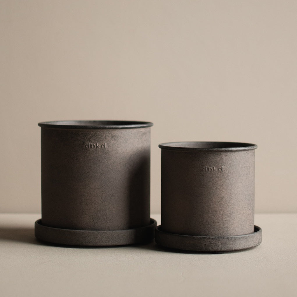 DBKD Plant Pot Small, Set of 2, Brown | Scandinavian Metal Plant Pots with Matching Saucers DBKD