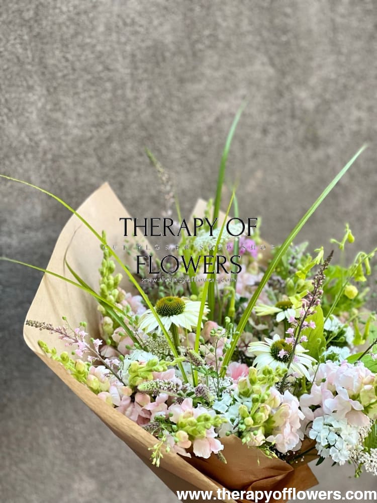 Snapdragon Costa Silver F1 | Group 2 | Antirrhinum majus therapyofflowers.com